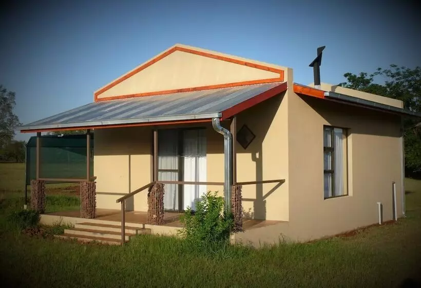 Hotelli Votadini Country Cottages