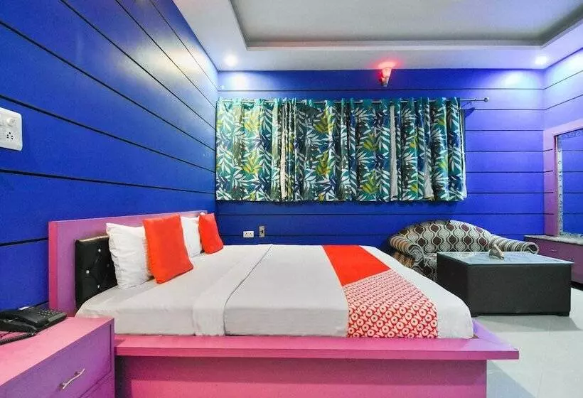 ホテル Yuvraj Residency By Oyo Rooms