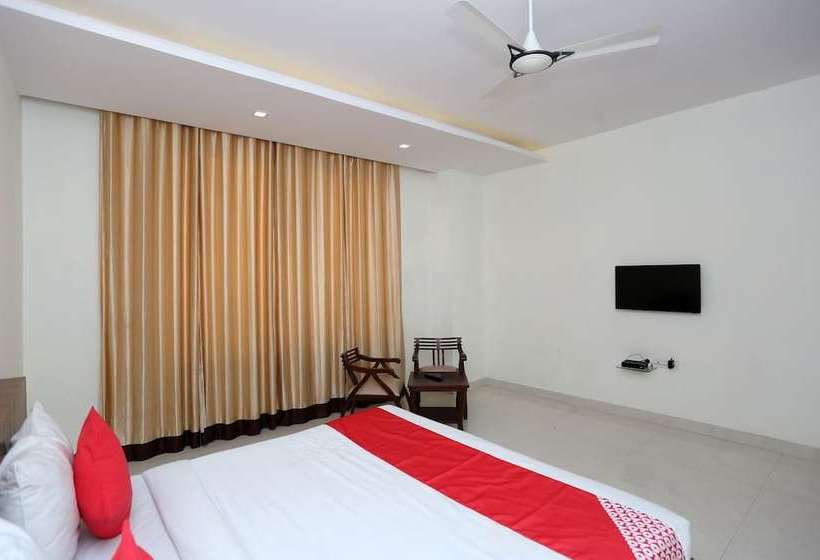 Oyo 30131 Hotel Ceremony- A Unit Of Nishuraj Resorts