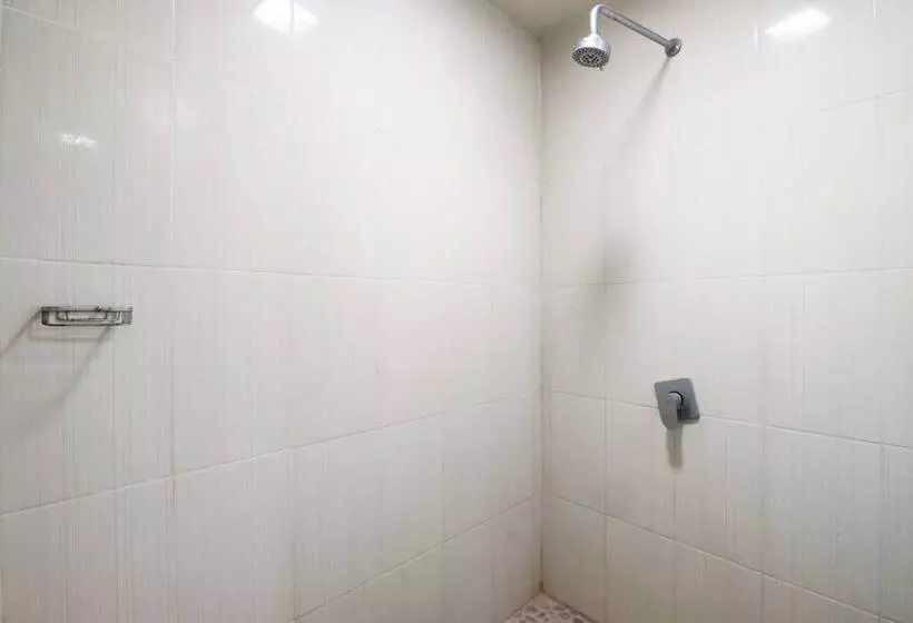 Majatalo Damar Emas Guesthouse