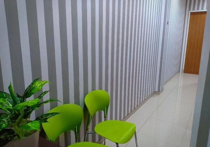 بنسيون Derma Home Stay