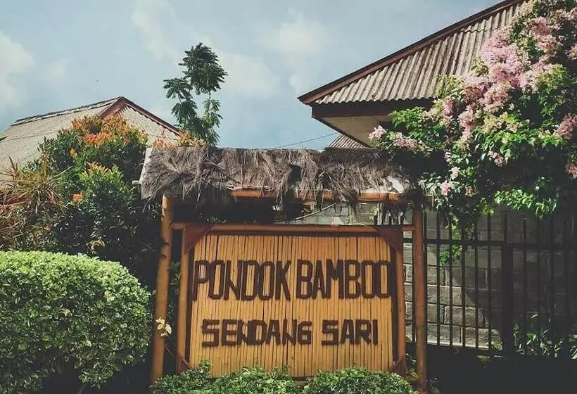 ペンション Pondok Bamboo Sendangsari