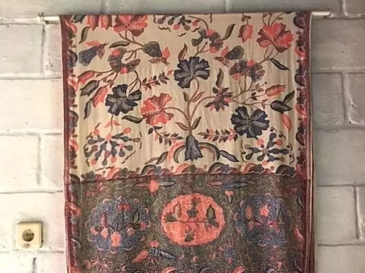 ペンション Pondok Bamboo Sendangsari
