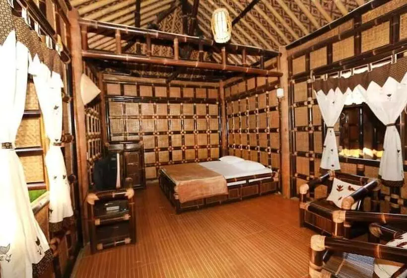 ペンション Pondok Bamboo Sendangsari
