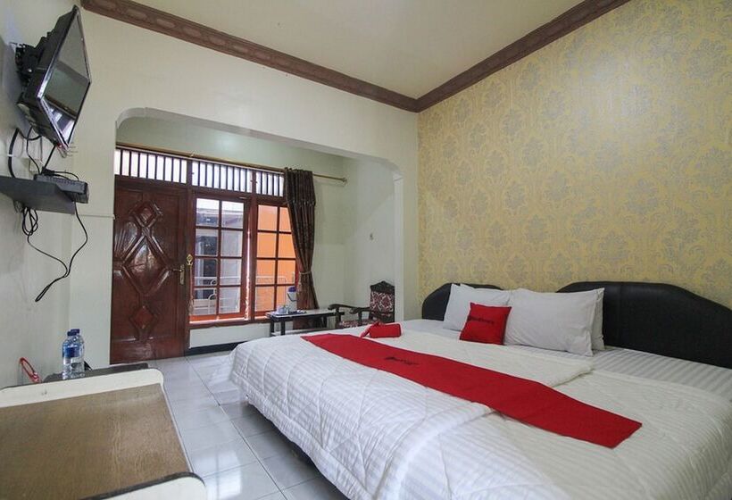 Pension Reddoorz Near Sarangan Lake