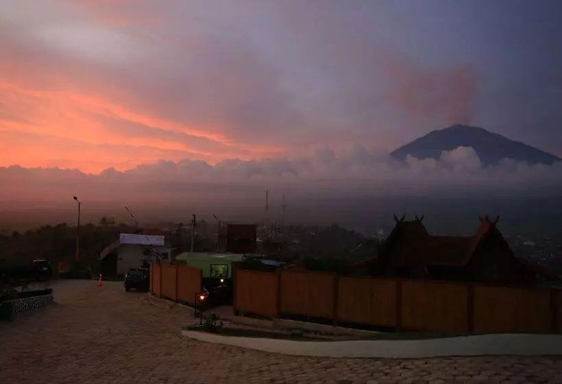 ペンション Swarga Lodge And Homestay