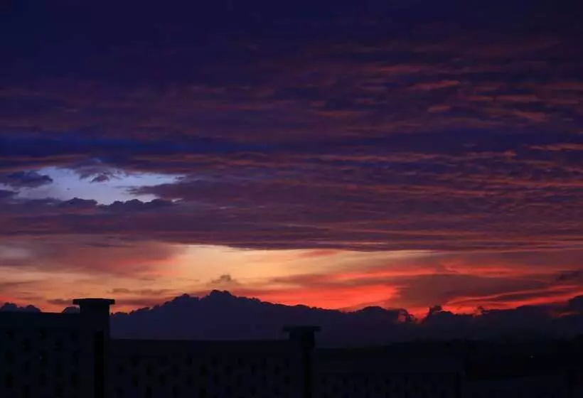 ペンション Swarga Lodge And Homestay