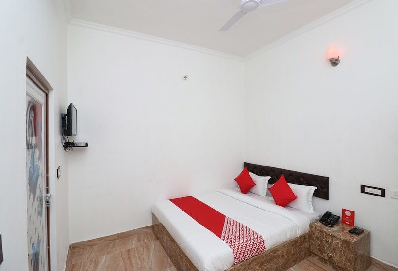 Dawat Hotel By Oyo Rooms