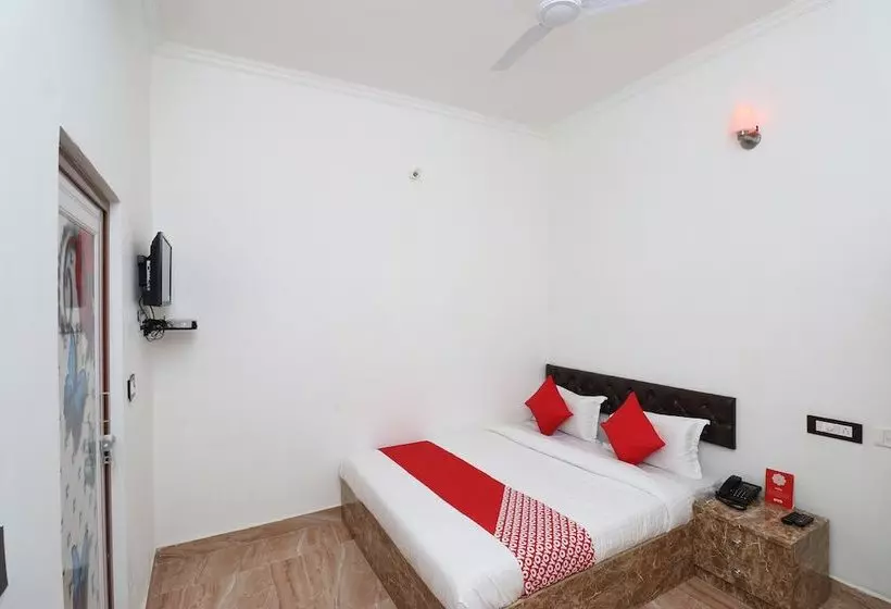 Dawat Hotel By Oyo Rooms