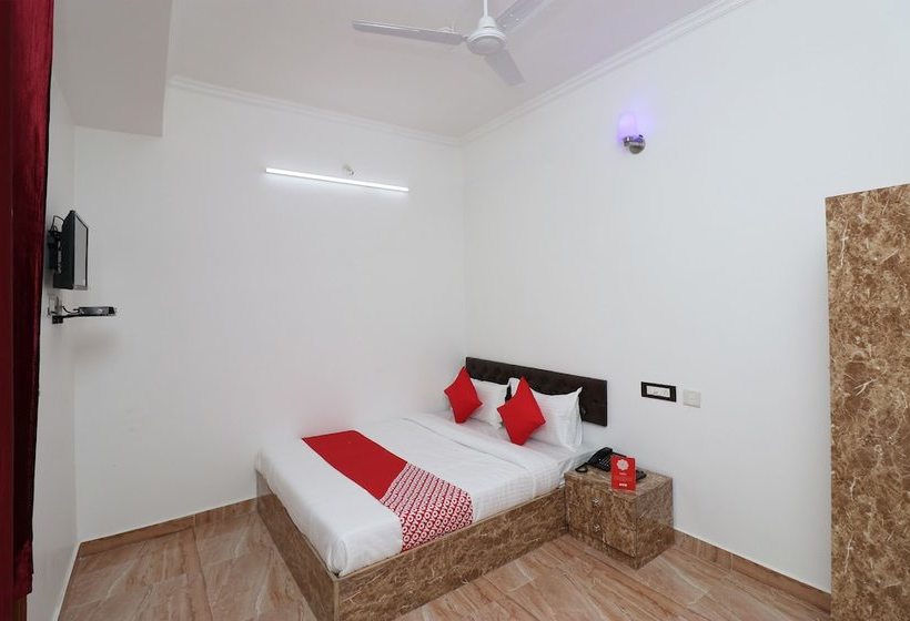Dawat Hotel By Oyo Rooms