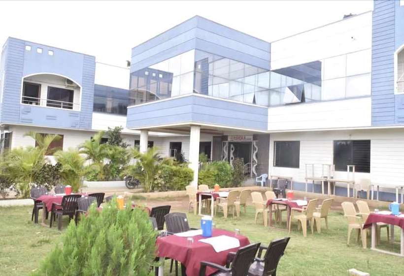 Отель Ashoka Residency