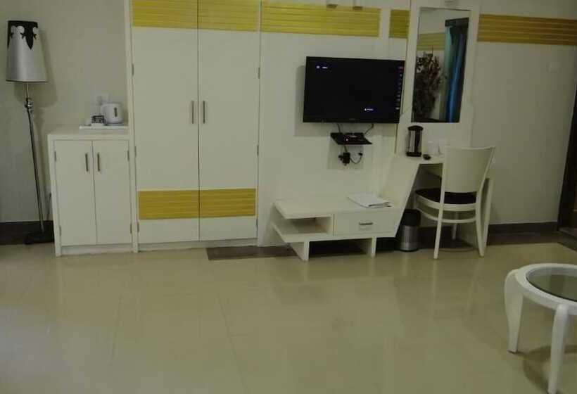 בית מלון כפרי Gargee Gautam Vihar Rajir