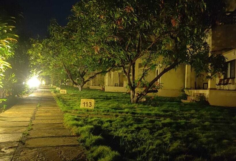 Hôtel Gir Birding Lodge