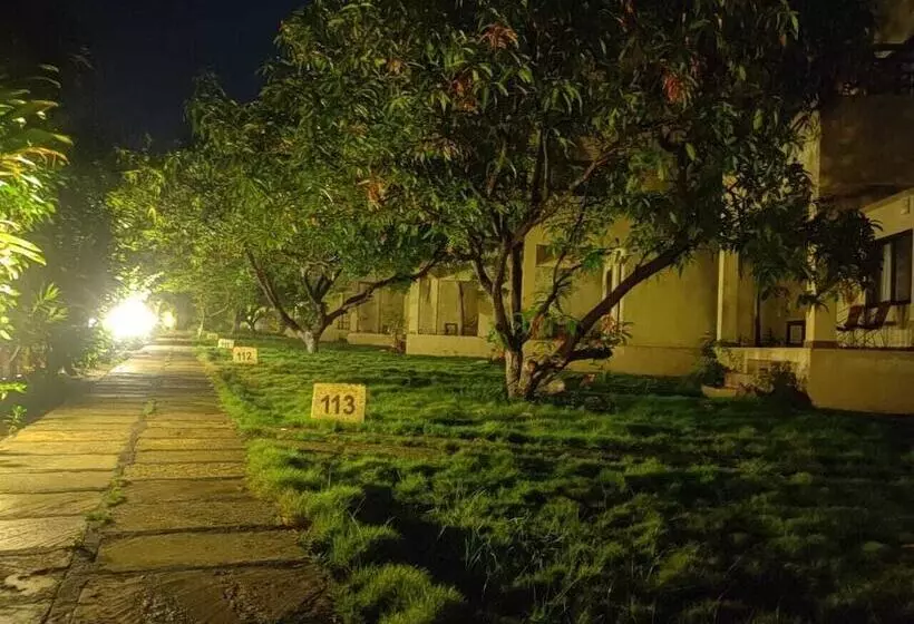 ホテル Gir Birding Lodge