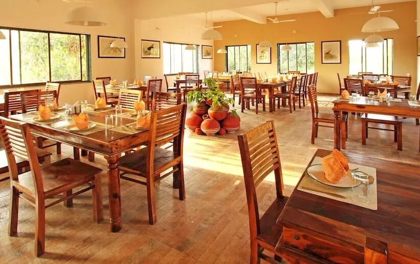 ホテル Gir Birding Lodge