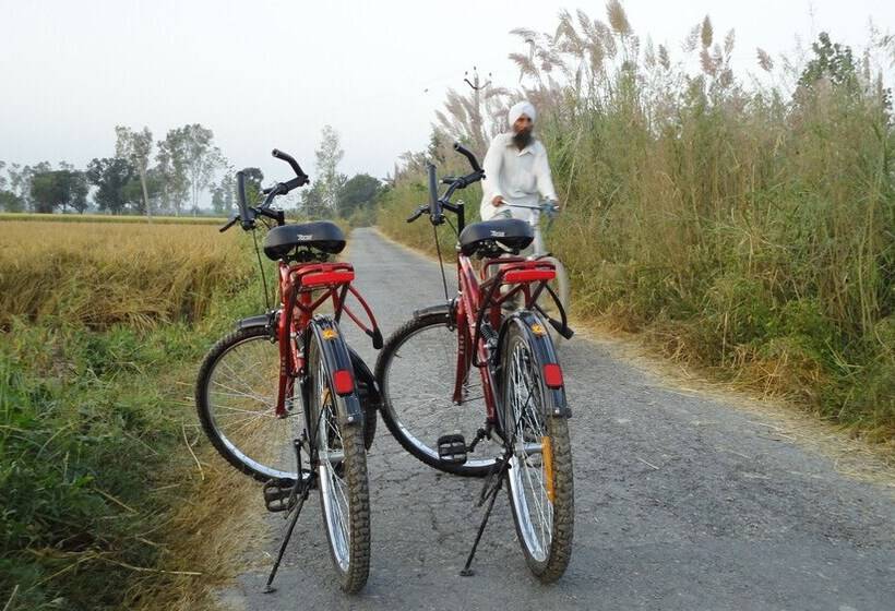 בית מלון כפרי Punjabiyat Near Amritsar