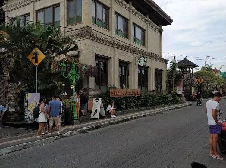 Hotelli Sari Villa Ubud