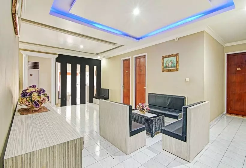 ホテル Shafira Syariah By Oyo Rooms