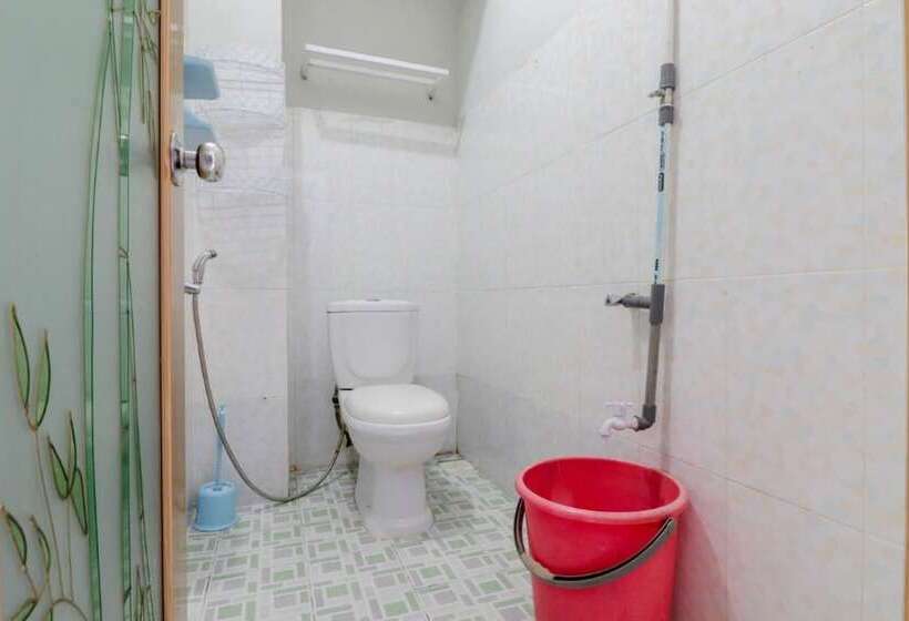 Hotel Tachi Stay Guesthouse Syariah