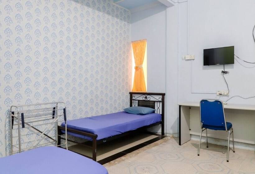 Hotel Tachi Stay Guesthouse Syariah