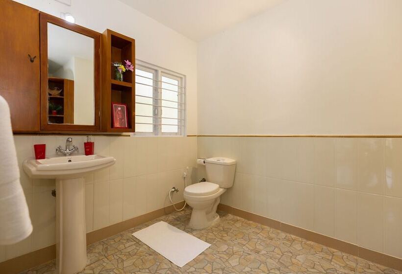 Hotel The Xanadu Frog Hill