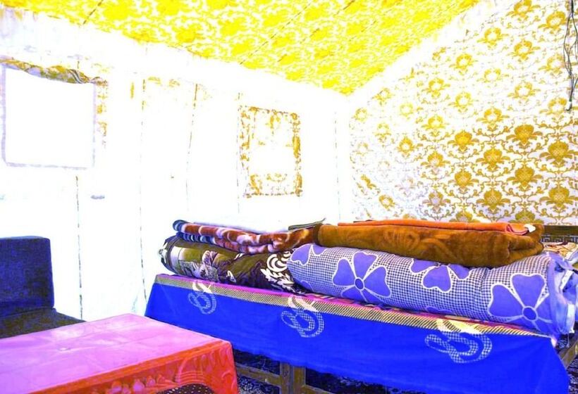 בית מלון כפרי Marmote Camps   Sarchu