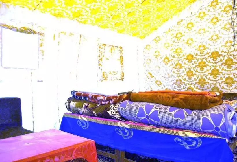 Hotelli Marmote Camps   Sarchu