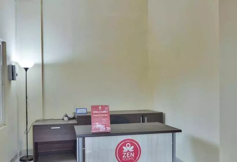 Hotelli Zen Rooms Kebagusan Raya 21