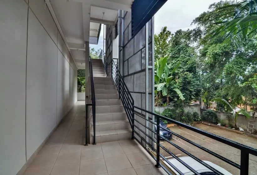 Hotelli Zen Rooms Kebagusan Raya 21