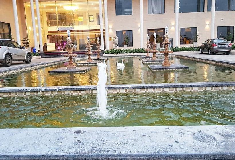 Nakshatra Hotel & Resort