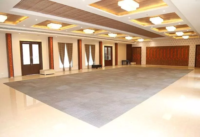 Nakshatra Hotel & Resort