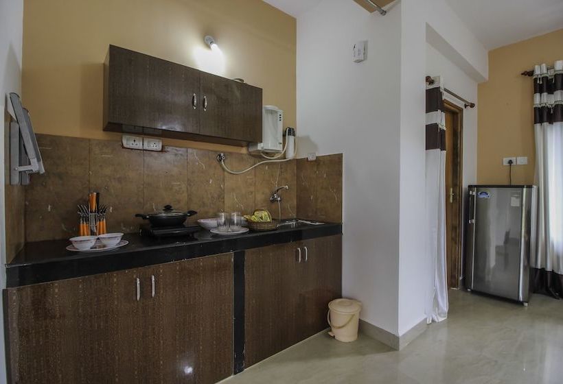 펜션 Bon Vivant Apartment By Oyo Rooms