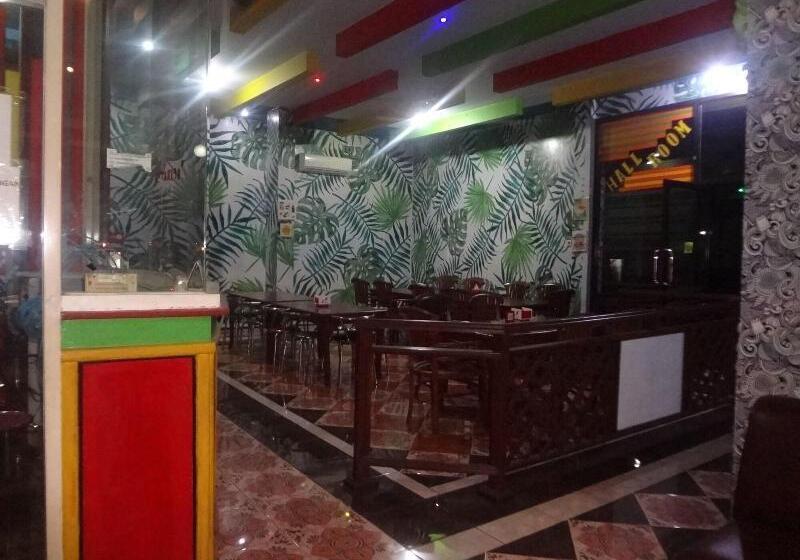 ペンション Penginapan Hotel Mangir Asri