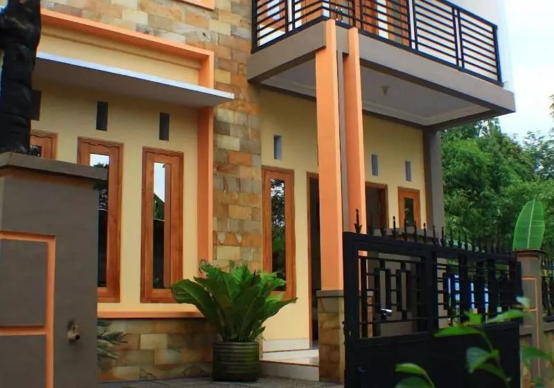 Majatalo Rizky Bromo Homestay