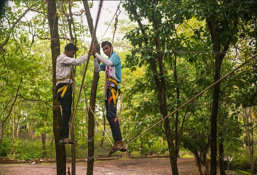 リゾートホテル Nature Trails Sajan, Vikramgad