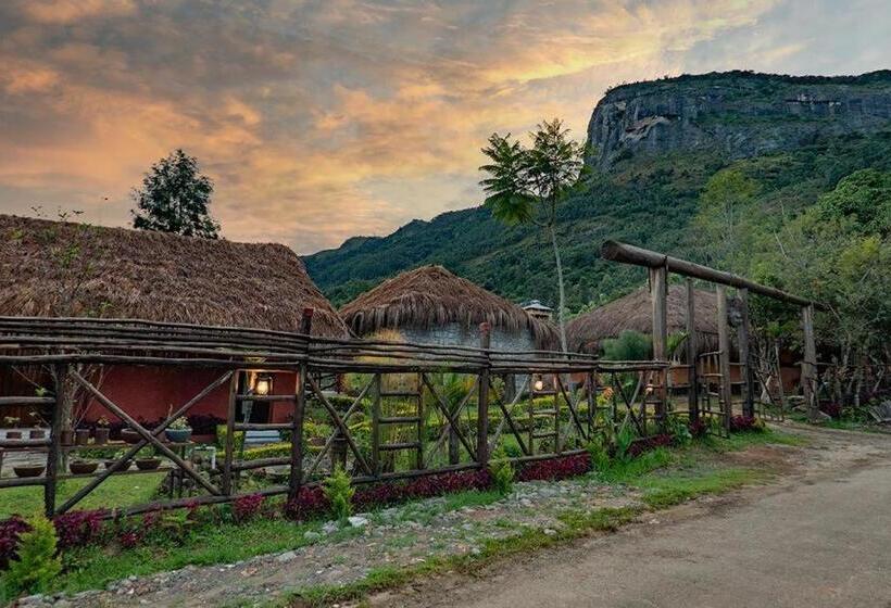 Deshadan Eco Valley Resort   An Eco Friendly Mud House