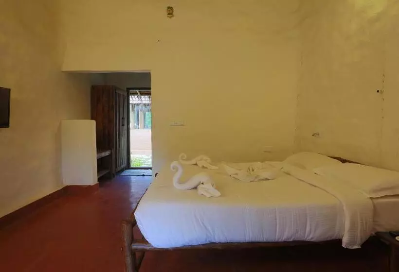 Deshadan Eco Valley Resort   An Eco Friendly Mud House