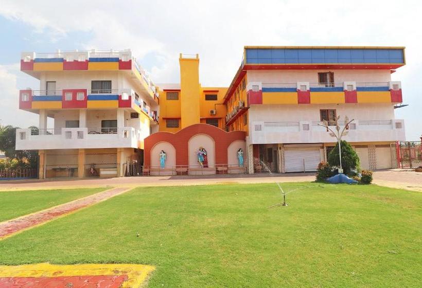 בית מלון כפרי Oyo 36068 Shree Anand Mangalam