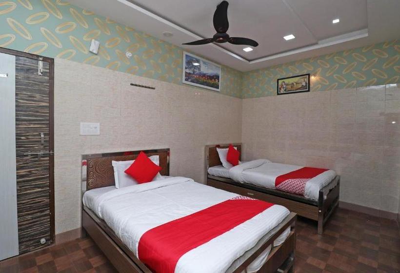 בית מלון כפרי Oyo 36068 Shree Anand Mangalam
