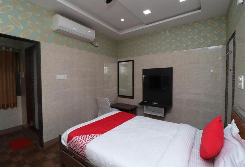 בית מלון כפרי Oyo 36068 Shree Anand Mangalam