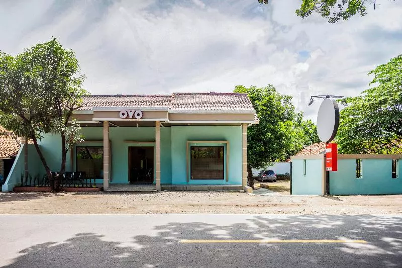 Hotelli Spot On 2974 Penginapan Roma 88