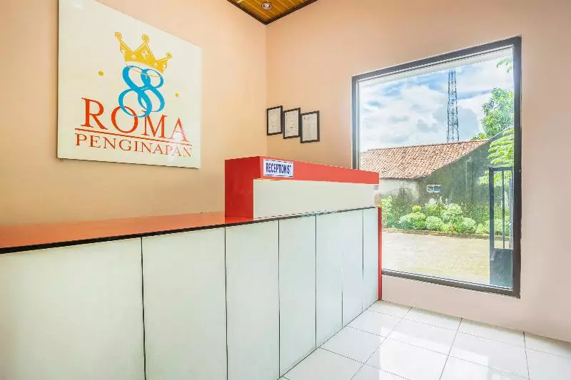 Hotelli Spot On 2974 Penginapan Roma 88