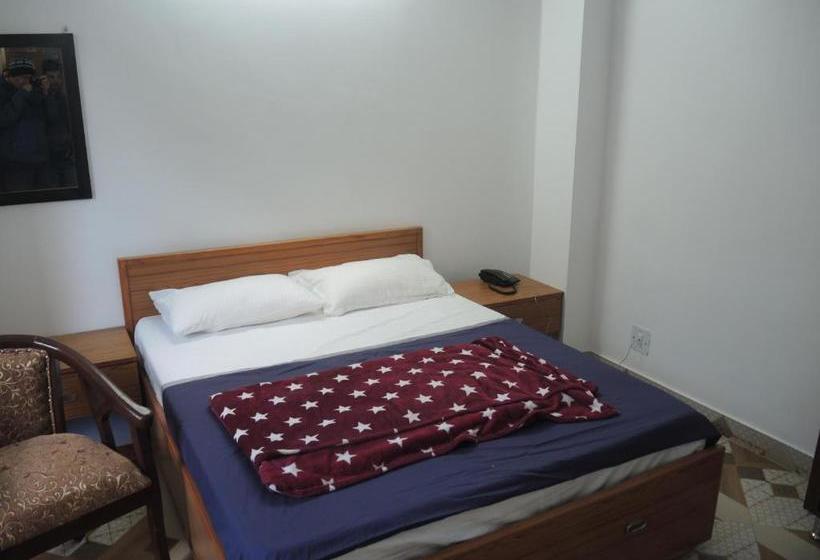 Hotel The Alpine Nest