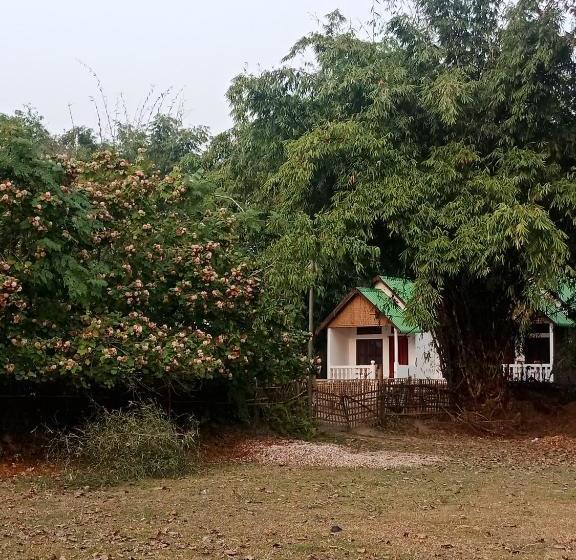 بنسيون Jyoti Home Bamboo Garden Lodge
