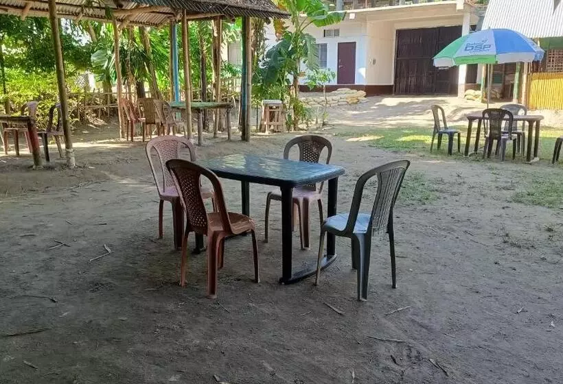 ペンション Jyoti Home Bamboo Garden Lodge