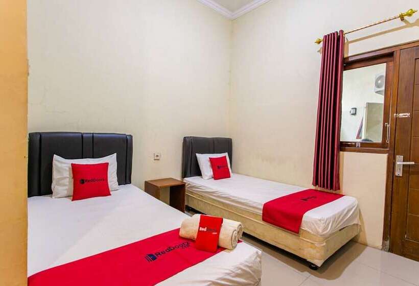 פנסיון Reddoorz Near Prambanan Temple
