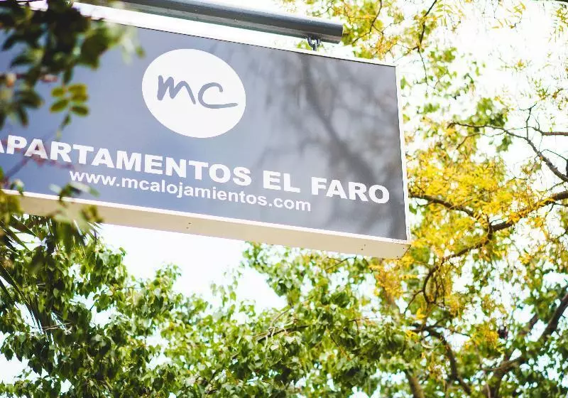 Apartamentos El Faro By Mc