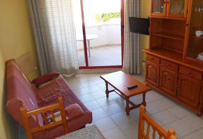 Apartamentos Habitat   Playa Romana 3000