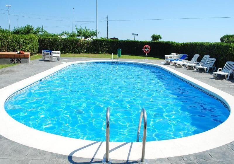 Apartamentos Turisticos Suaces