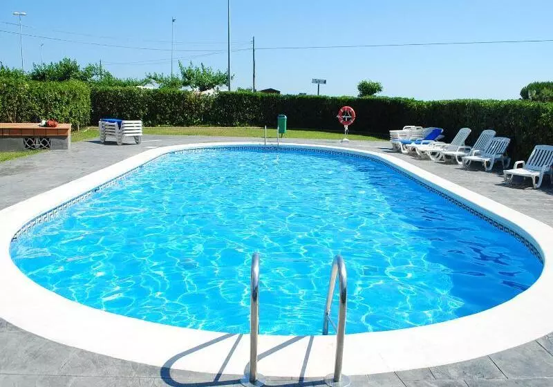 Apartamentos Turisticos Suaces